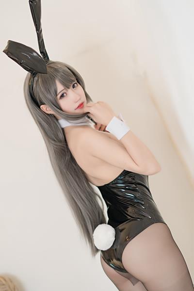 兔女郎 1