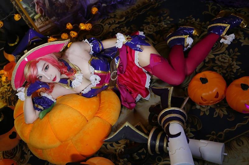 Bewitching_Miss_Fortune_4.jpg